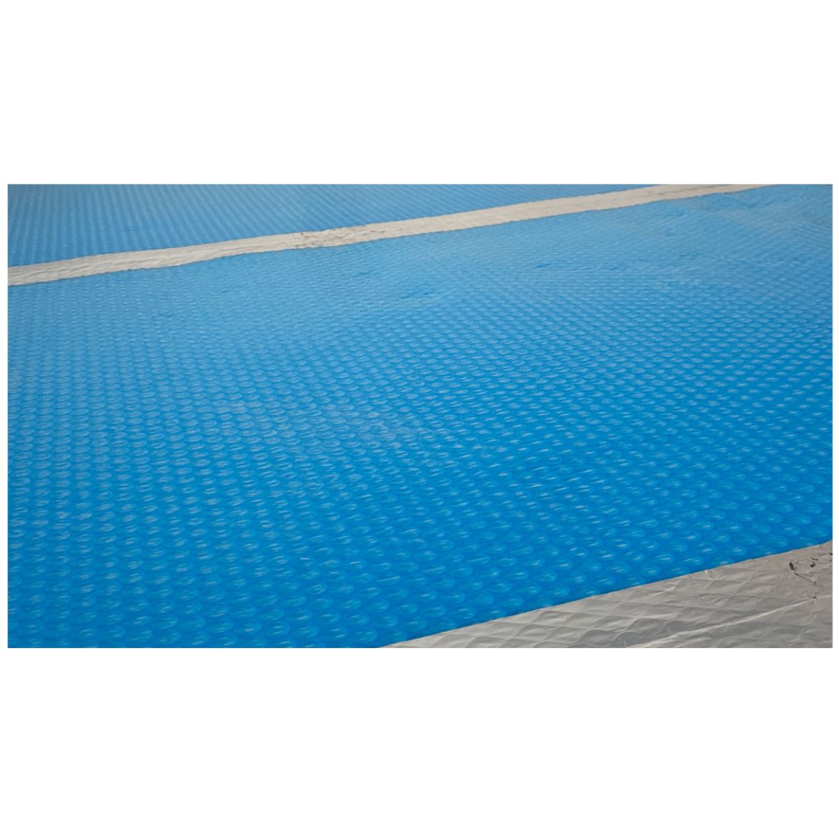 Membrană termoizolantă pardoseli Isoflect FLOOR PRO 40 m²/rolă, multiple funcții (barieră de vapori + izolație termică + barieră Radon + amortizor vibrații + bandă perimetrală) - Isoflect Insulation