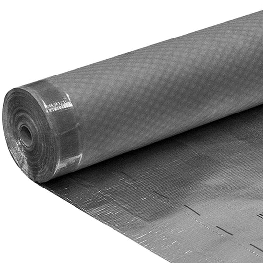 Rolă Isoflect Roof Pro desfășurată, membrană de difuzie pentru acoperiș cu aluminiu pur și protecție termică la astereală